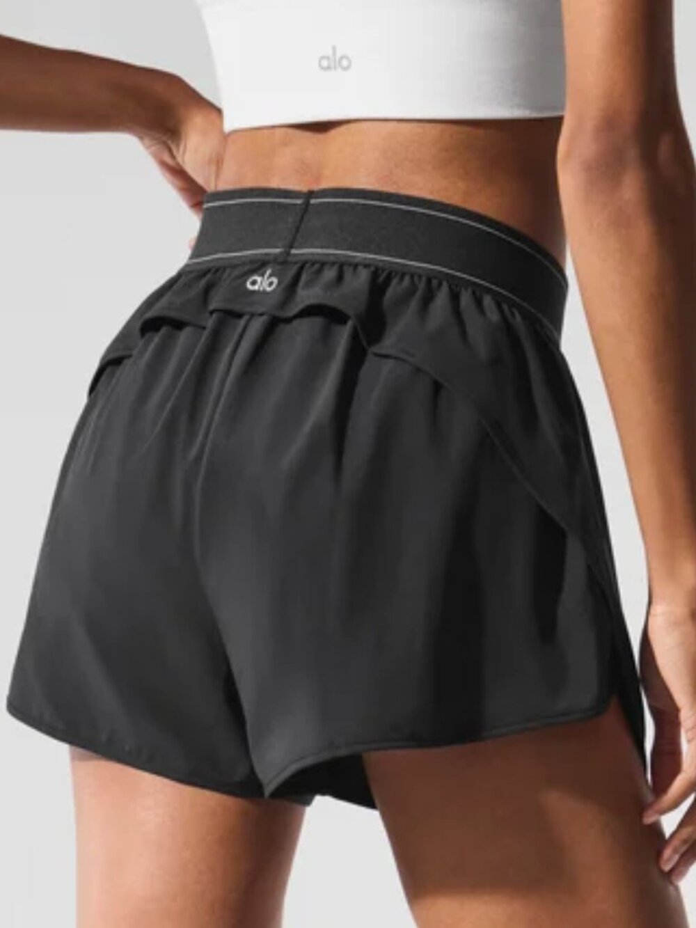 NWT Alo Yoga Match Point Short Black🙆♀️Lightweight Athletic Everyday Shorts - Picture 9 of 9